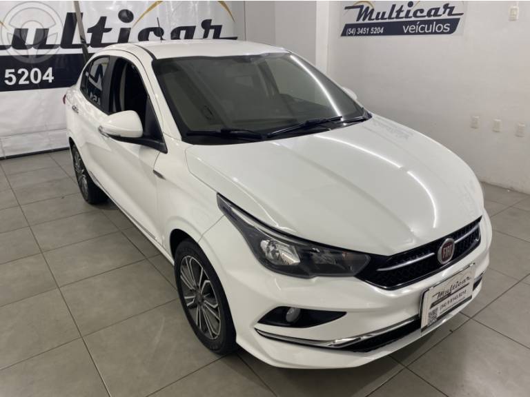 FIAT - CRONOS 1.8 E.TORQ FLEX PRECISION AT6 - 2019/2020 - BRANCA - R$ 69.900,00