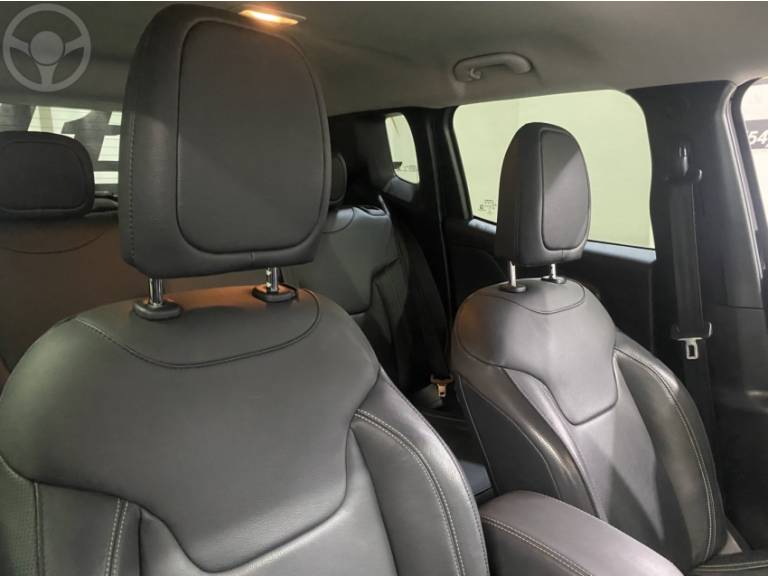 JEEP - RENEGADE 2.0 16V TURBO DIESEL LONGITUDE 4P 4X4 AUTOMÁTICO - 2020/2021 - PRETA - R$ 109.900,00