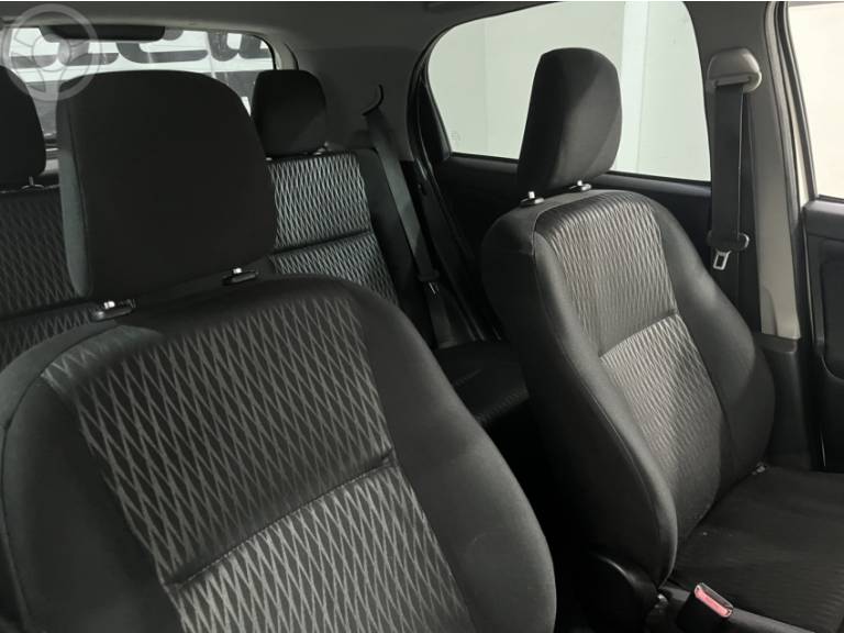 TOYOTA - ETIOS 1.3 X 16V FLEX 4P MANUAL - 2016/2017 - BRANCA - R$ 51.900,00