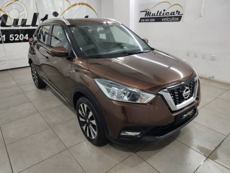 NISSAN - KICKS 1.6 16V FLEX SV 4P XTRONIC - 2018/2019 - MARROM - R$ 84.900,00