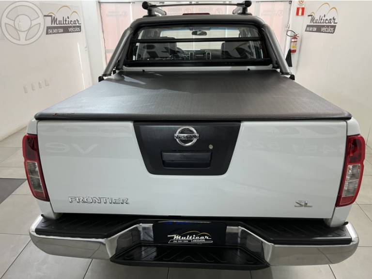NISSAN - FRONTIER 2.5 SL 4X4 CD TURBO ELETRONIC DIESEL 4P AUTOMÁTICO - 2016/2016 - BRANCA - R$ 113.900,00