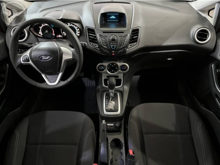 FORD - FIESTA 1.6 SEL HATCH 16V FLEX 4P AUTOMÁTICO - 2016/2017 - BORDO - R$ 54.900,00