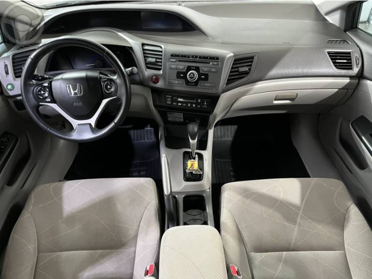 HONDA - CIVIC 1.8 LXS 16V FLEX 4P AUTOMÁTICO - 2012/2012 - CINZA - R$ 64.900,00