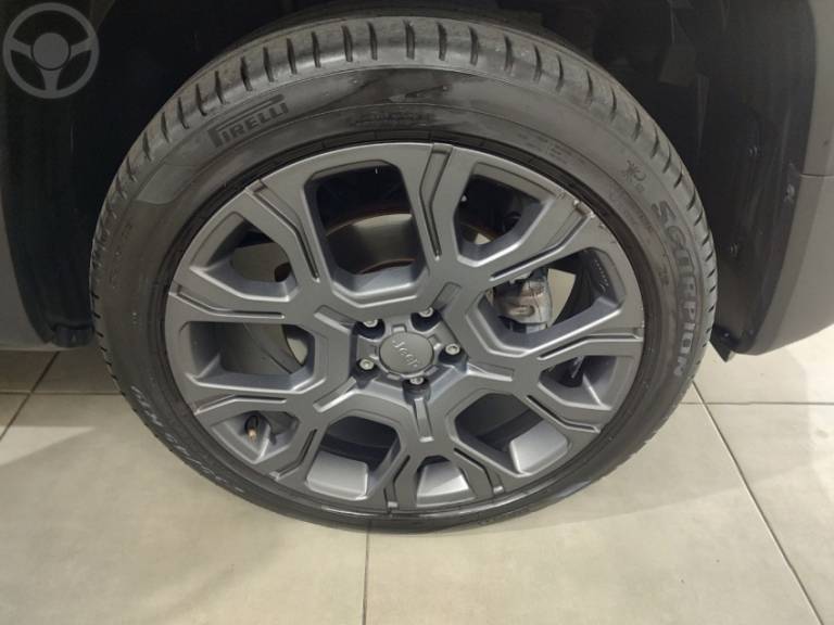 JEEP - RENEGADE 1.3 S T270 16V TURBO FLEX 4X4 4P AUTOMÁTICO - 2022/2022 - CINZA - R$ 127.900,00