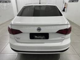 VOLKSWAGEN - VIRTUS 1.6 MSI TOTAL FLEX MANUAL - 2018/2019 - BRANCA - R$ 69.900,00