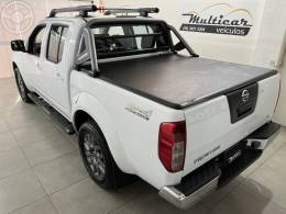 NISSAN - FRONTIER 2.5 SL 4X4 CD TURBO ELETRONIC DIESEL 4P AUTOMÁTICO - 2016/2016 - BRANCA - R$ 113.900,00