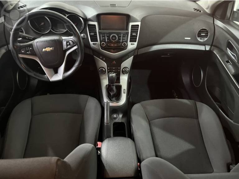CHEVROLET - CRUZE 1.8 LT SPORT6 16V FLEX 4P MANUAL - 2014/2014 - BRANCA - R$ 59.900,00