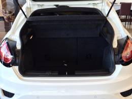 FIAT - BRAVO 1.8 SPORTING 16V FLEX 4P MANUAL - 2015/2016 - BRANCA - R$ 61.000,00