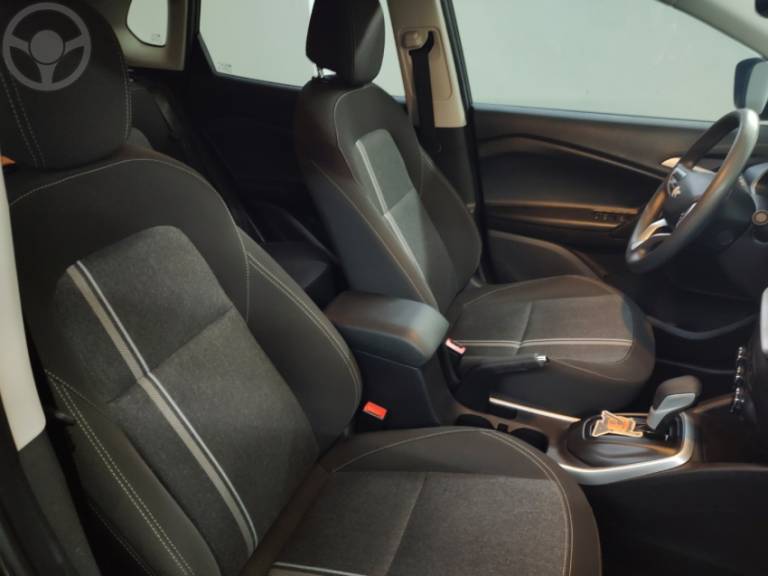 CHEVROLET - TRACKER 1.0 12V LT TURBO FLEX 4P AUTOMÁTICO - 2020/2021 - PRETA - R$ 92.500,00