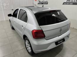 VOLKSWAGEN - GOL 1.6 MSI TOTALFLEX TRENDLINE 4P MANUAL - 2018/2018 - PRATA - R$ 47.900,00