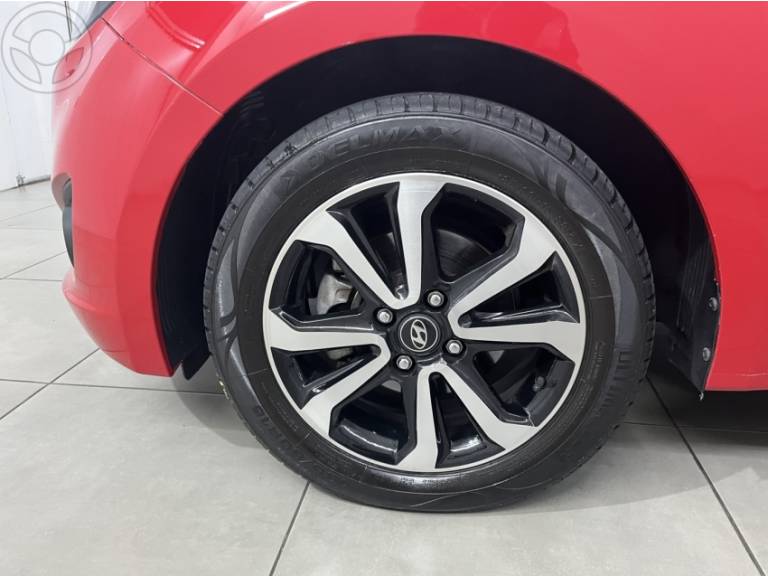 HYUNDAI - HB20 1.6 COMFORT PLUS 16V FLEX 4P MANUAL - 2013/2013 - VERMELHA - R$ 44.900,00