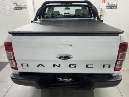 FORD - RANGER 2.2 XLS 4X4 CD 16V DIESEL 4P AUTOMÁTICO - 2019/2019 - BRANCA - R$ 134.000,00