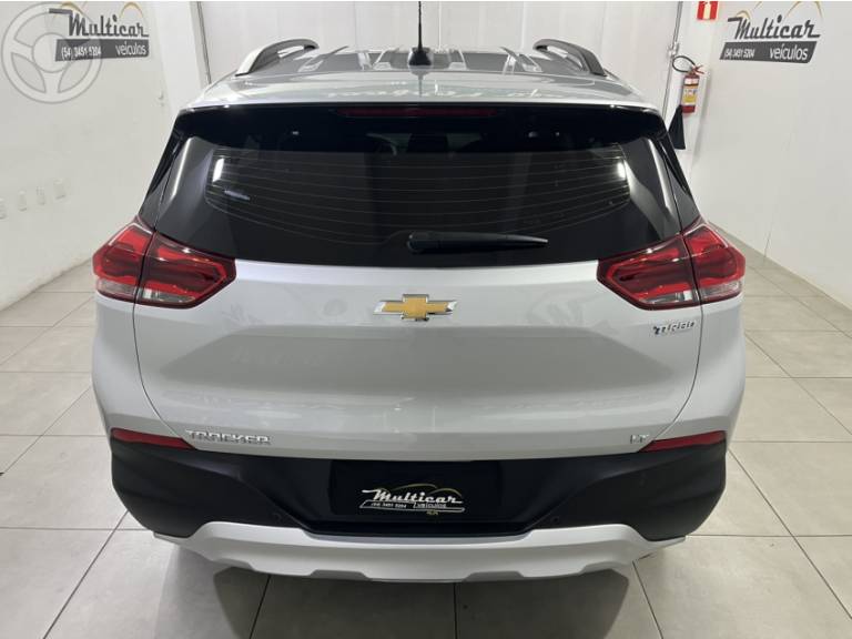 CHEVROLET - TRACKER 1.0 12V LT TURBO FLEX 4P AUTOMÁTICO - 2020/2021 - PRATA - R$ 99.900,00