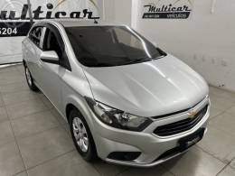 CHEVROLET - ONIX 1.0 MPFI LT 8V FLEX 4P MANUAL - 2017/2018 - PRATA - R$ 53.900,00