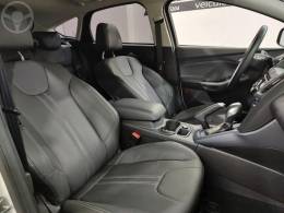 FORD - FOCUS 2.0 TITANIUM HATCH 16V FLEX 4P AUTOMÁTICO - 2015/2015 - BRANCA - R$ 58.900,00