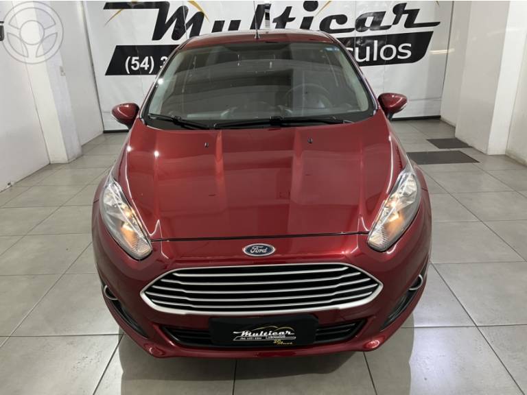FORD - FIESTA 1.6 SEL HATCH 16V FLEX 4P AUTOMÁTICO - 2016/2017 - BORDO - R$ 54.900,00