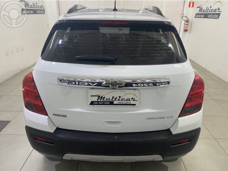 CHEVROLET - TRACKER 1.8 MPFI LTZ 4X2 16V FLEX 4P AUTOMÁTICO - 2014/2015 - BRANCA - R$ 69.900,00