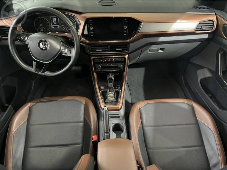 VOLKSWAGEN - T-CROSS 1.0 COMFORTLINE TSI FLEX 4P AUTOMÁTICO - 2020/2020 - PRATA - R$ 106.500,00