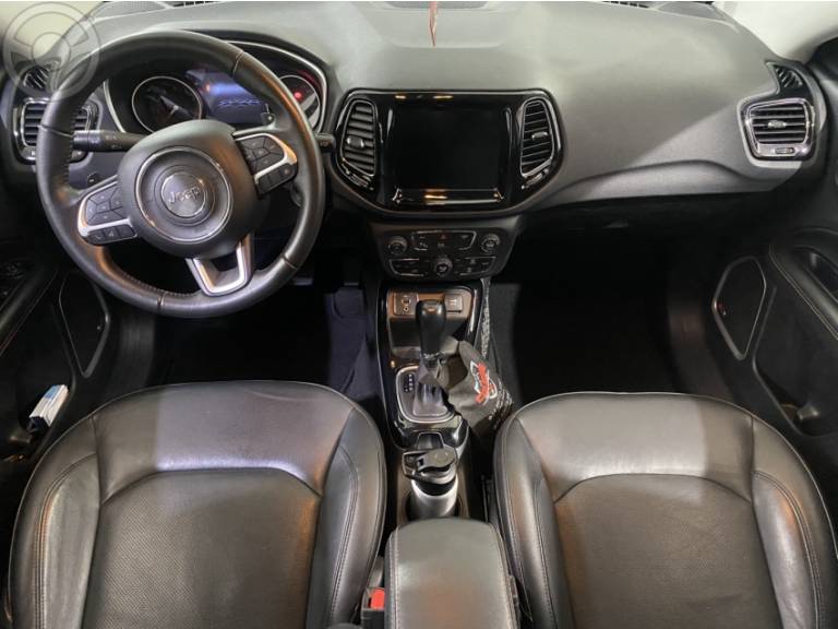 JEEP - COMPASS 2.0 16V FLEX LONGITUDE AUTOMÁTICO - 2021/2021 - PRETA - R$ 109.900,00