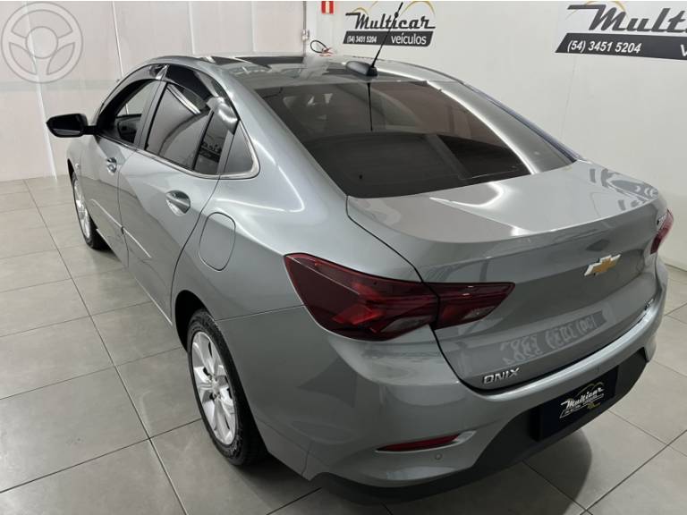 CHEVROLET - ONIX 1.0 LTZ 12V TURBO FLEX 4P AUTOMÁTICO - 2024/2024 - CINZA - R$ 88.900,00