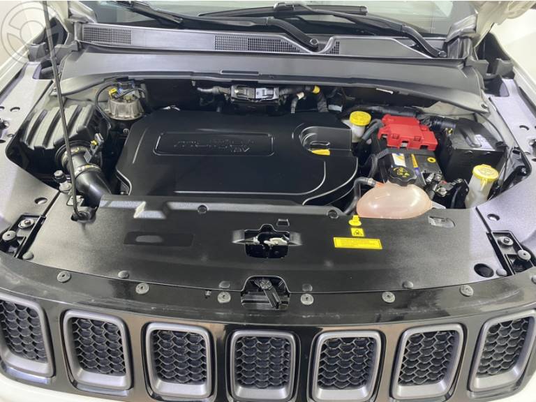 JEEP - COMPASS 2.0 16V DIESEL TRAILHAWK 4X4 AUTOMÁTICO - 2018/2018 - BRANCA - R$ 118.000,00