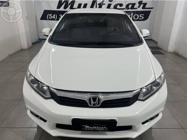 HONDA - CIVIC 2.0 LXR 16V FLEX 4P AUTOMÁTICO - 2014/2014 - BRANCA - R$ 72.900,00