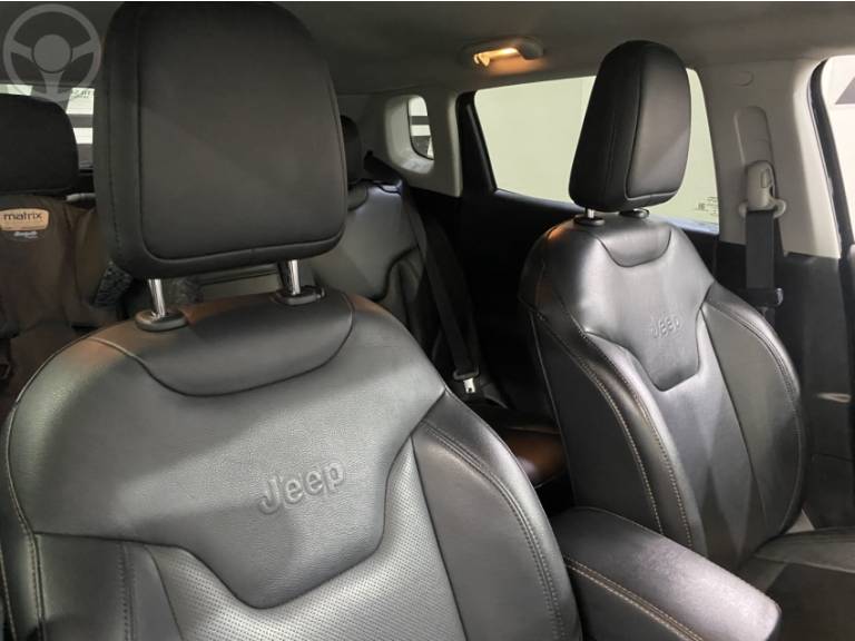 JEEP - COMPASS 2.0 16V FLEX LONGITUDE AUTOMÁTICO - 2021/2021 - PRETA - R$ 109.900,00