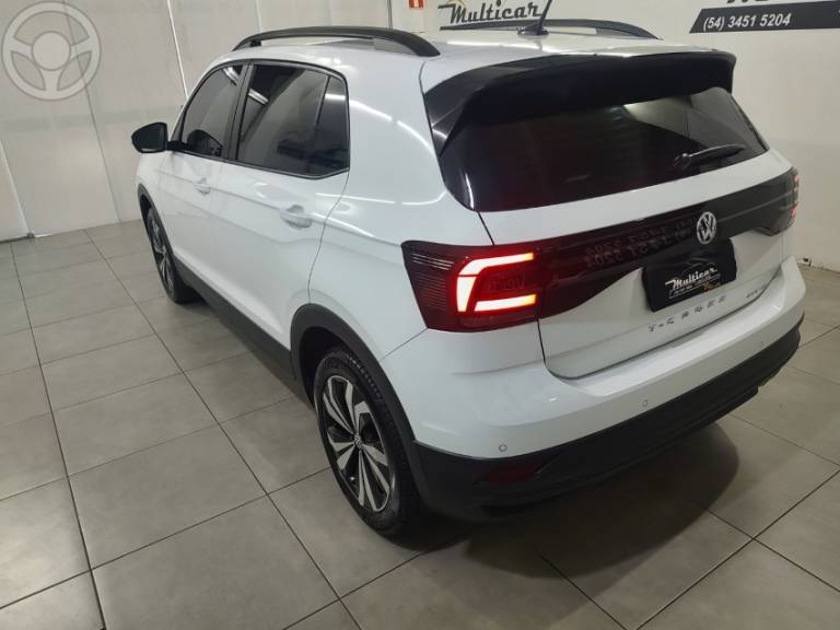 VOLKSWAGEN - T-CROSS 1.0 TSI 12V FLEX 4P AUTOMÁTICO - 2021/2021 - BRANCA - R$ 98.000,00