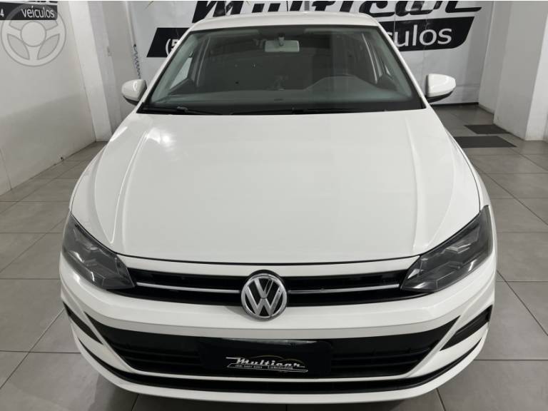 VOLKSWAGEN - VIRTUS 1.6 MSI TOTAL FLEX MANUAL - 2018/2019 - BRANCA - R$ 69.900,00