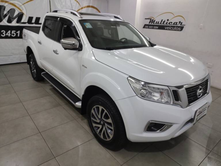 NISSAN - FRONTIER 2.3 LE 4X4 CD BI TURBO DIESEL 4P AUTOMÁTICO - 2021/2022 - BRANCA - R$ 179.900,00
