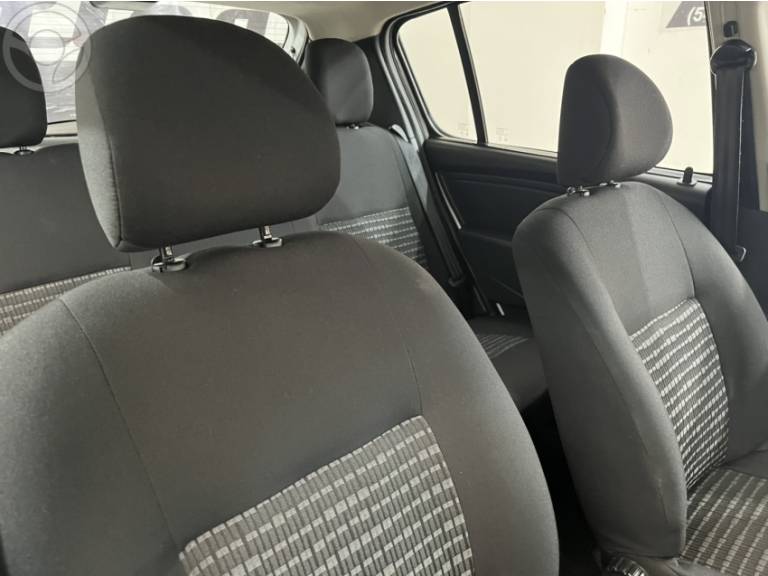 RENAULT - SANDERO 1.6 EXPRESSION 8V FLEX 4P MANUAL - 2013/2014 - BRANCA - R$ 34.500,00