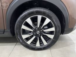 NISSAN - KICKS 1.6 16V FLEX SL 4P XTRONIC - 2018/2018 - MARROM - R$ 84.900,00