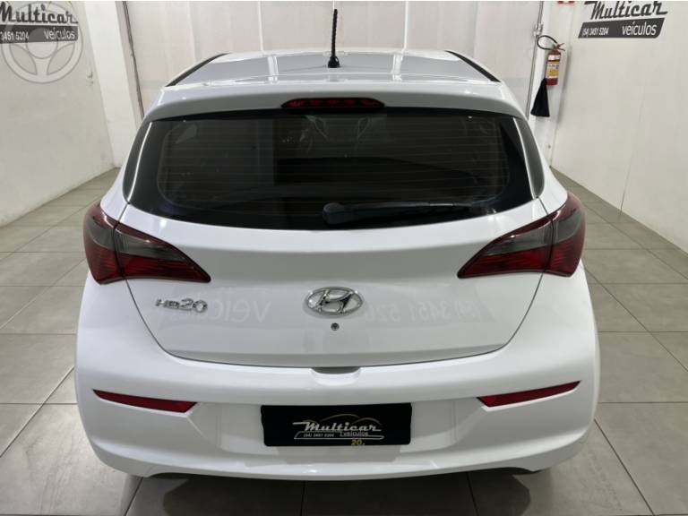 HYUNDAI - HB20 1.0 UNIQUE 12V FLEX 4P MANUAL - 2019/2019 - BRANCA - R$ 54.900,00