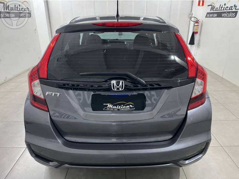 HONDA - FIT 1.5 EX 16V FLEX 4P AUTOMÁTICO - 2018/2019 - CINZA - R$ 82.500,00