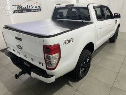 FORD - RANGER 2.2 XL 4X4 CD 16V DIESEL 4P MANUAL - 2014/2015 - BRANCA - R$ 93.900,00