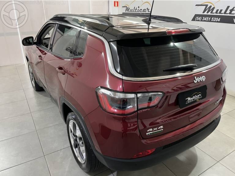 JEEP - COMPASS 2.0 16V DIESEL LIMITED 4X4 AUTOMÁTICO - 2018/2018 - BORDO - R$ 112.900,00