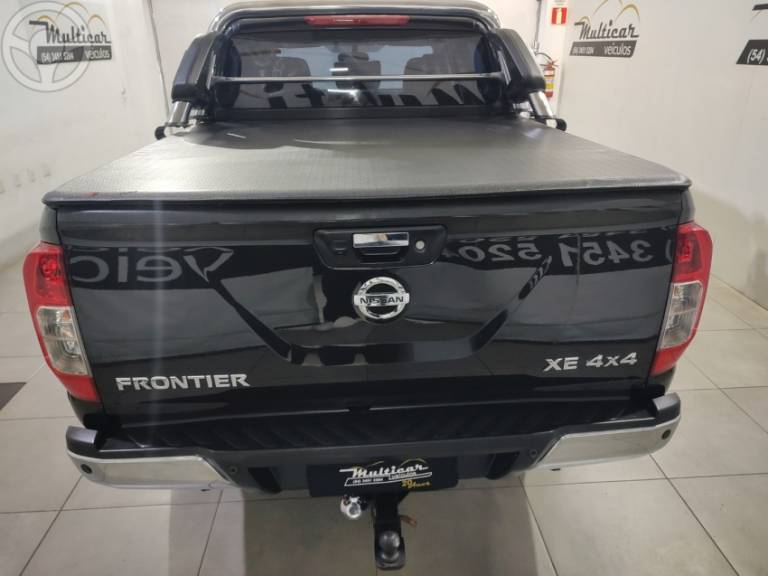 NISSAN - FRONTIER 2.3 XE 4X4 CD BI TURBO DIESEL 4P AUTOMÁTICO - 2019/2020 - PRETA - R$ 149.900,00