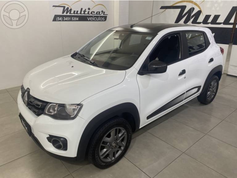 RENAULT - KWID 1.0 12V SCE FLEX INTENSE MANUAL - 2018/2019 - BRANCA - R$ 42.900,00