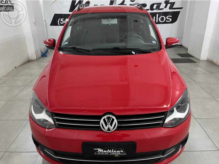 VOLKSWAGEN - SPACEFOX 1.6 MI TREND 8V FLEX 4P MANUAL - 2014/2014 - VERMELHA - R$ 43.900,00