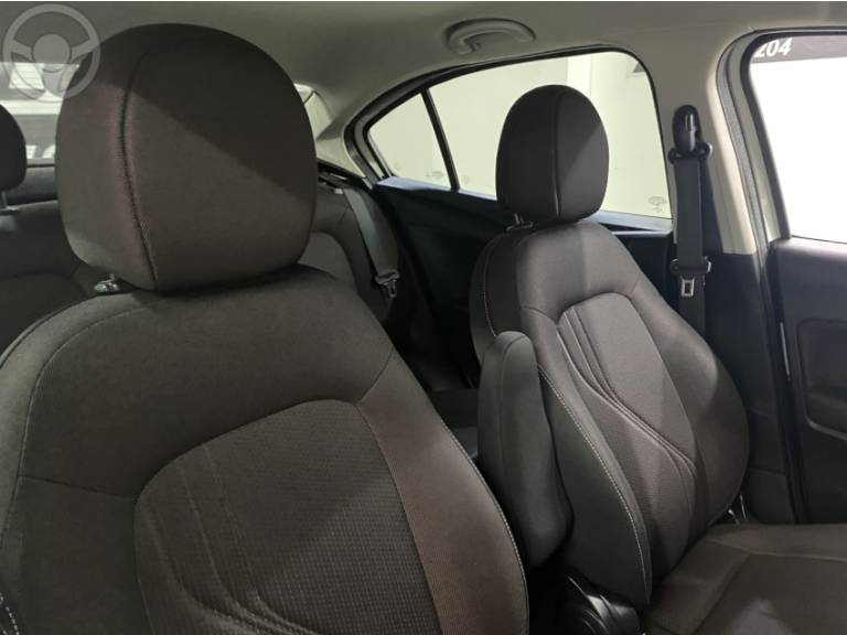 FIAT - CRONOS 1.8 E.TORQ FLEX PRECISION AT6 - 2019/2020 - BRANCA - R$ 69.900,00