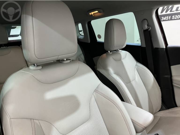 JEEP - COMPASS 2.0 16V DIESEL LIMITED 4X4 AUTOMÁTICO - 2018/2018 - BORDO - R$ 112.900,00