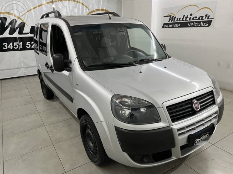 FIAT - DOBLÓ 1.8 MPI ESSENCE 16V FLEX 7P MANUAL - 2021/2021 - PRATA - R$ 77.500,00