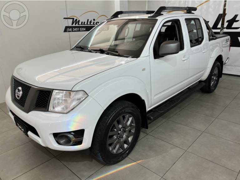 NISSAN - FRONTIER 2.5 SL 4X4 CD TURBO ELETRONIC DIESEL 4P AUTOMÁTICO - 2016/2016 - BRANCA - R$ 113.900,00