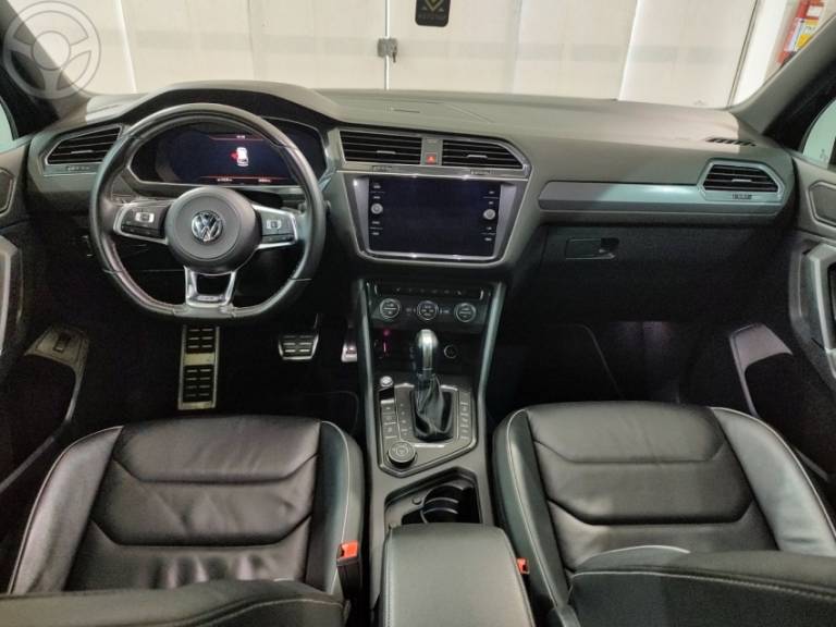 VOLKSWAGEN - TIGUAN 2.0 ALLSPACE R-LINE 350 TSI 4X4 4P - 2018/2018 - PRETA - R$ 154.900,00