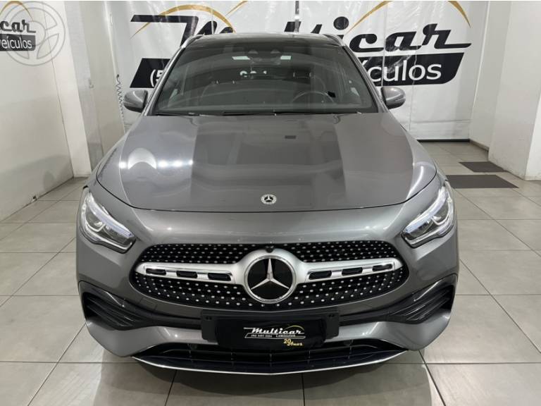 MERCEDES-BENZ - GLA 200 1.3 GCI AMG LINE 4P AUTOMÁTICO - 2022/2023 - CINZA - R$ 274.900,00