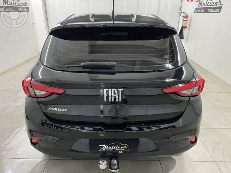 FIAT - ARGO 1.0 FIREFLY FLEX 4P MANUAL - 2020/2020 - PRETA - R$ 57.500,00