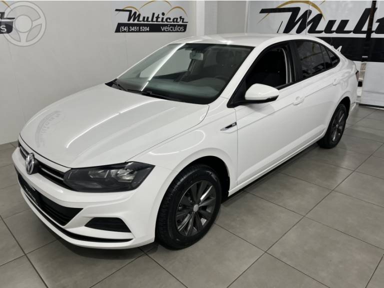 VOLKSWAGEN - VIRTUS 1.6 MSI TOTAL FLEX MANUAL - 2018/2019 - BRANCA - R$ 69.900,00