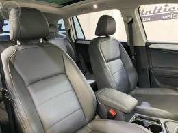 VOLKSWAGEN - TIGUAN 1.4 ALLSPACE 250 TSI FLEX 4P - 2019/2020 - BRANCA - R$ 131.900,00