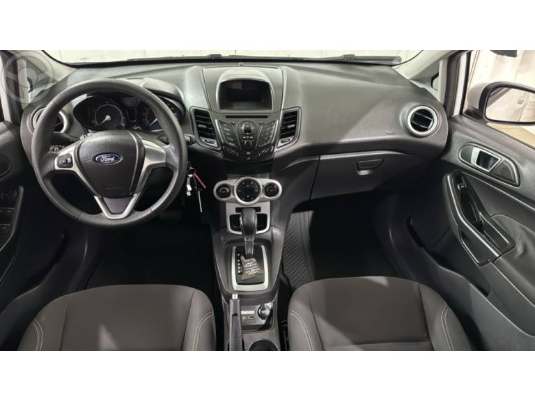 FORD - FIESTA 1.6 SE HATCH 16V FLEX 4P AUTOMÁTICO - 2015/2016 - BRANCA - R$ 54.500,00