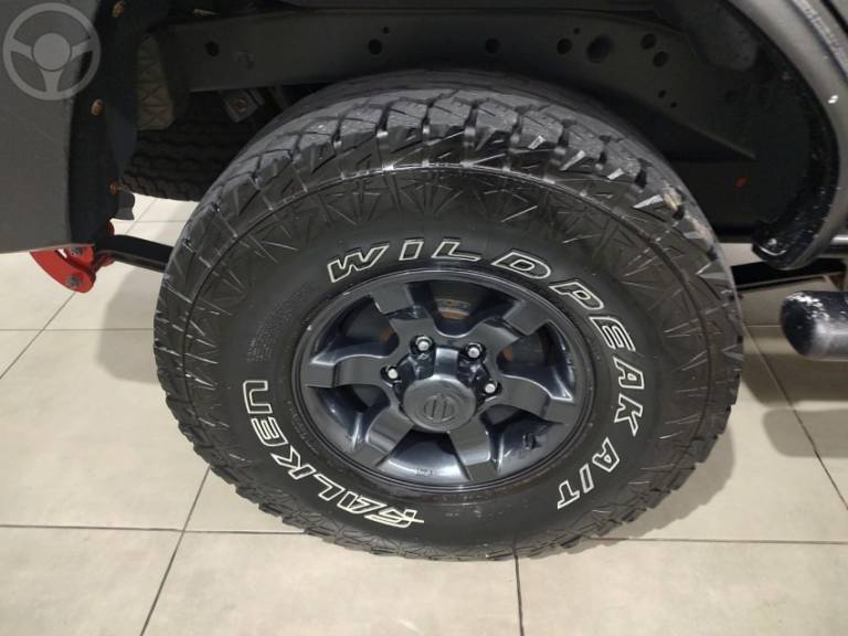 NISSAN - XTERRA 2.8 SE 4X4 8V TURBO INTERCOOLER DIESEL 4P MANUAL - 2005/2006 - PRETA - R$ 81.000,00